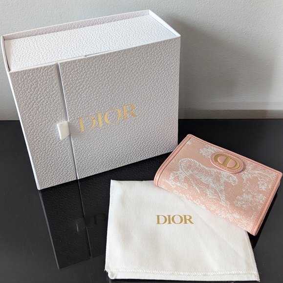 Dior 30 Montaigne Dahlia Wallet - Picture 1 of 7
